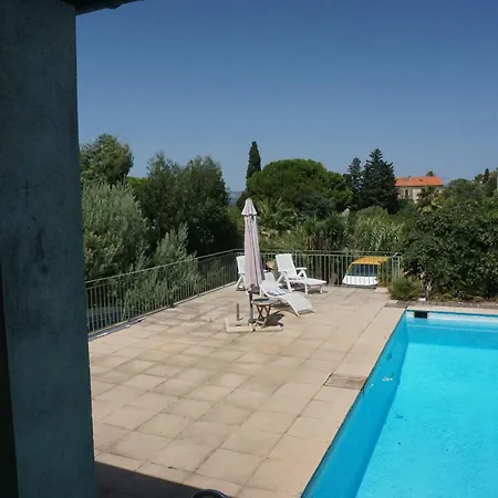 Presqu'ile De Giens Apartment